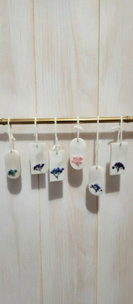 17540 17540 448x1024